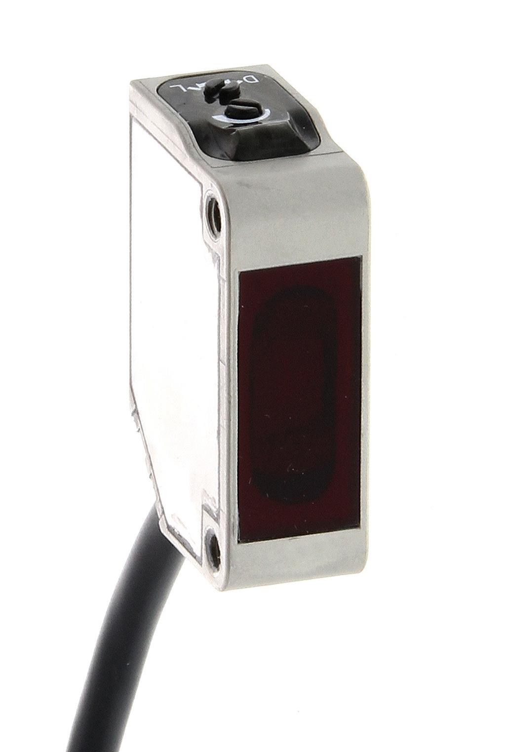 E3ZM-B61T 2M PHOTOELECTRIC SENSOR, NPN, 500MM OMRON