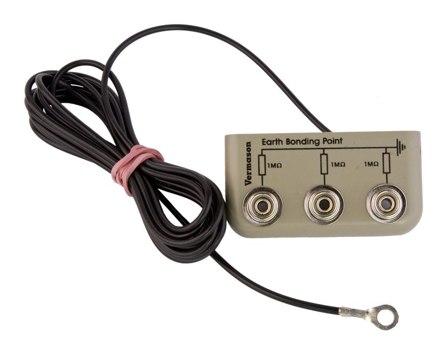 231271 EARTH BONDING POINT, 3X 10MM STUD, 3M DESCO EUROPE (FORMERLY VERMASON)