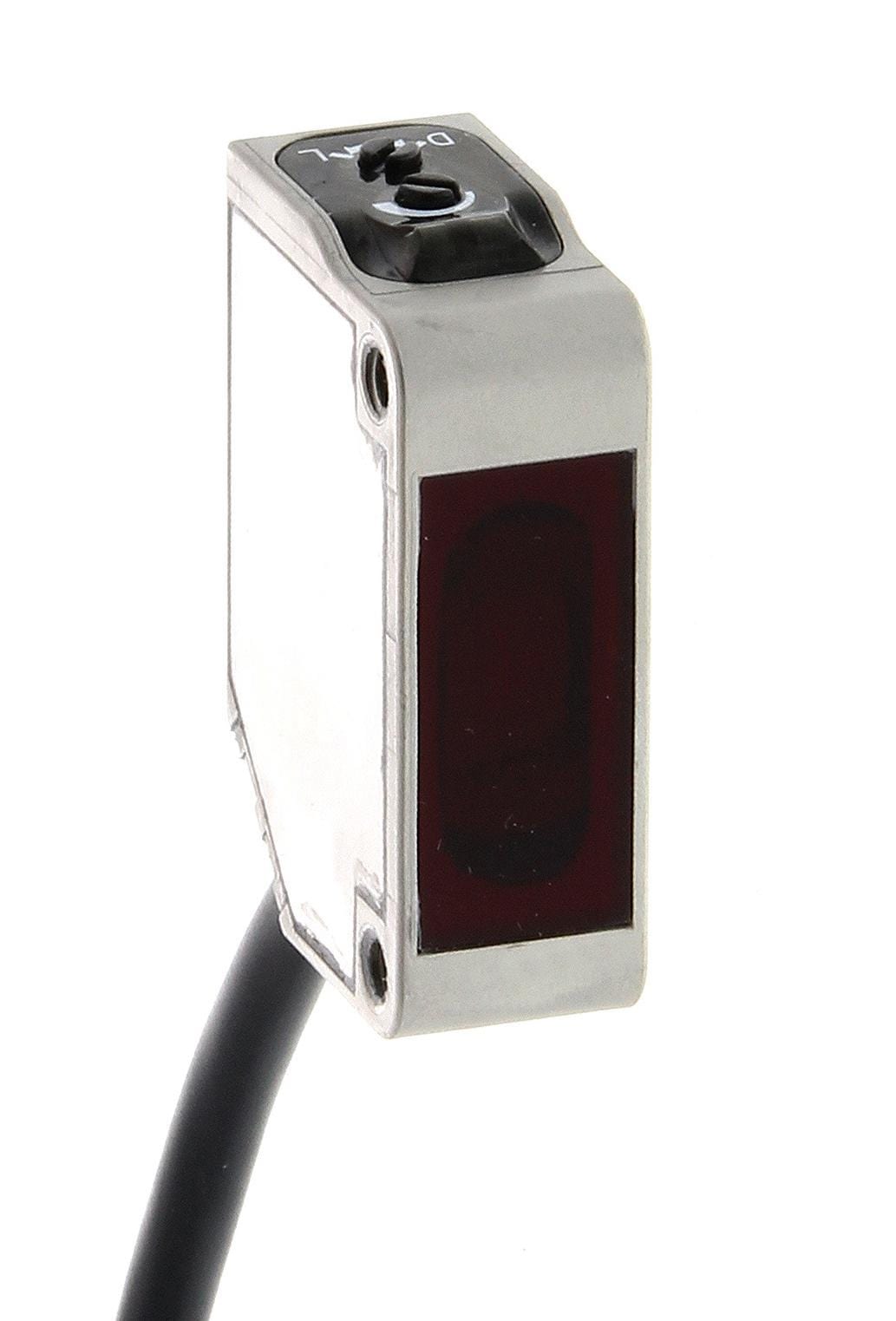 OMRON Optical/Slot E3ZM-B81T-S1J 0.3M PHOTOELECTRIC SENSOR, PNP, 500MM OMRON 3414072 E3ZM-B81T-S1J 0.3M