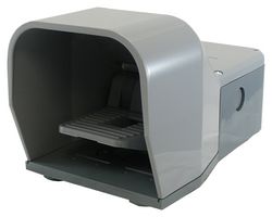 MP016066 - Foot Operated Switch, DPST-NO, DPST-NC, 6 A, 240 V, 138 mm - MULTICOMP PRO